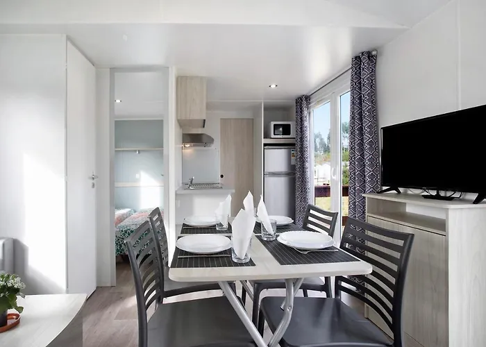 T2 I - 15 Min From Nazare בקתה