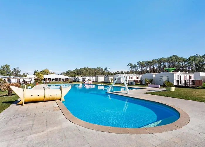 T2 I - 15 Min From Nazare בקתה *